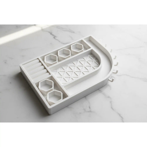 custom-d-printed-jewelry-tray–personalized-vanity-organizer